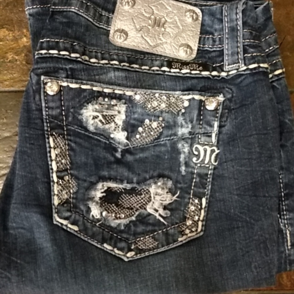 Miss Me long inseam